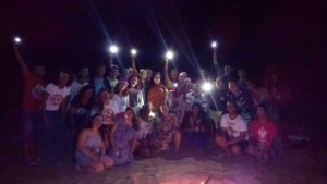 Após momento orante na praia, CRPJ confraterniza com jovens da PJ da Diocese de São Mateus/ES